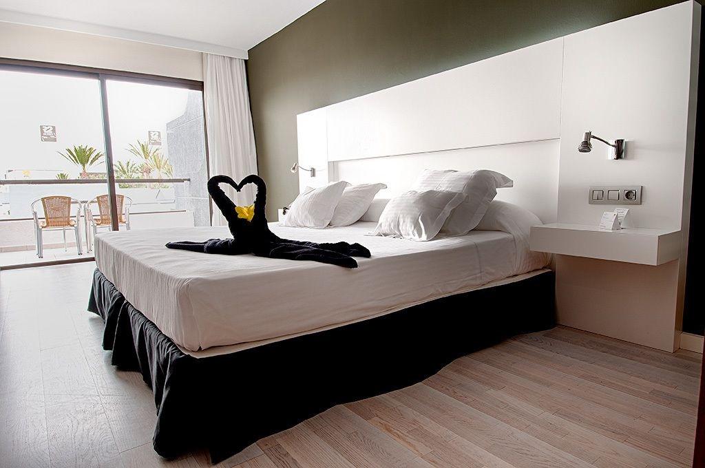 R2 Romantic Fantasia Dreams & Suites Hotel (Adults Only) Tarajalejo Kültér fotó