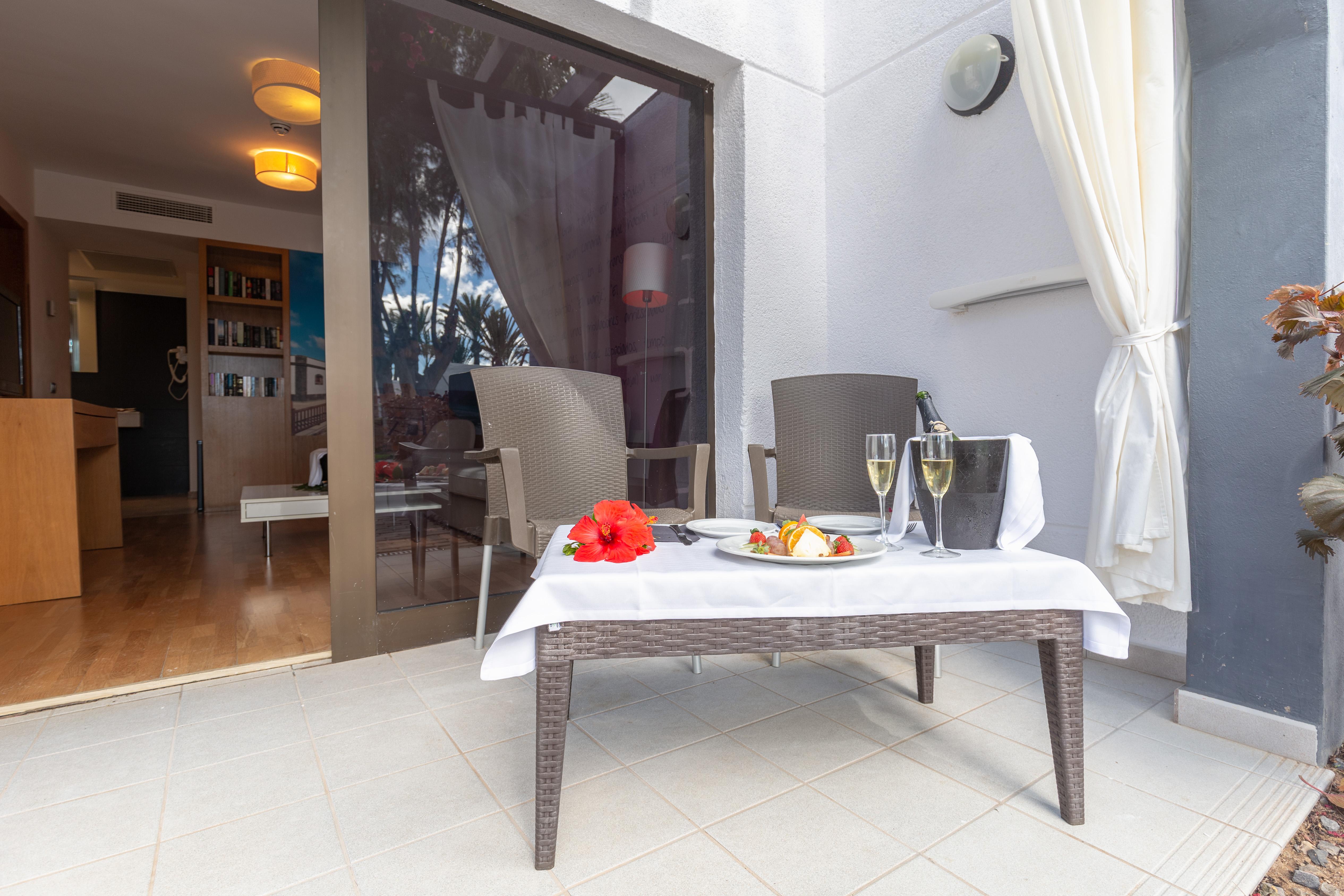 R2 Romantic Fantasia Dreams & Suites Hotel (Adults Only) Tarajalejo Kültér fotó